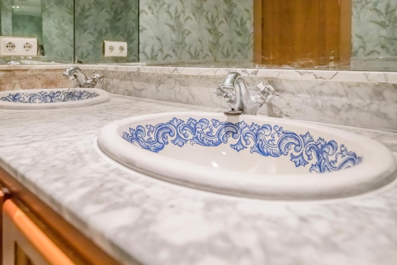 Bhost- Especeria Historic Center Apartment Малага Екстериор снимка